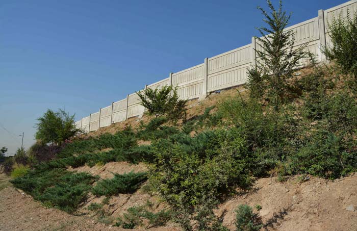 دیوار بسته به ارتفاع 240 سانتی متر (2H)