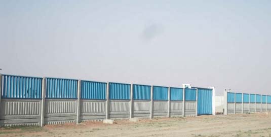 ترکیب دیوار بسته و نرده های فلزی به ارتفاع 200-250 سانتی متر (12M)